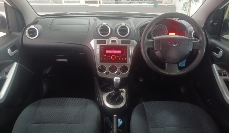 Ford Figo 1.4 Trend full