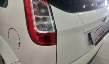 Ford Figo 1.4 Trend full