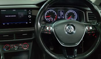 Volkswagen Polo 1.0 TSI Highline full