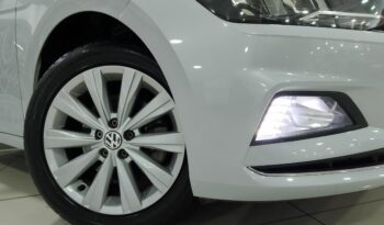 Volkswagen Polo 1.0 TSI Highline full