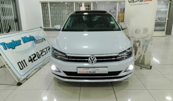 Volkswagen Polo 1.0 TSI Highline full