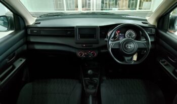 Toyota Rumion 1.5 s full