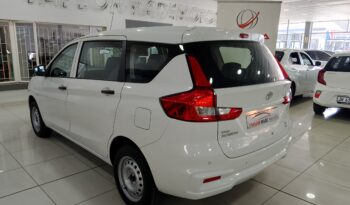 Toyota Rumion 1.5 s full