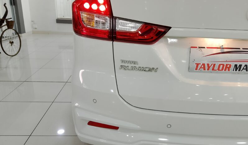 Toyota Rumion 1.5 s full