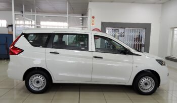 Toyota Rumion 1.5 s full