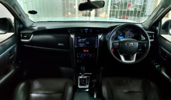 Toyota Fortuner 2.4 GD-6 R/B A/T full