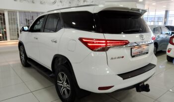 Toyota Fortuner 2.4 GD-6 R/B A/T full