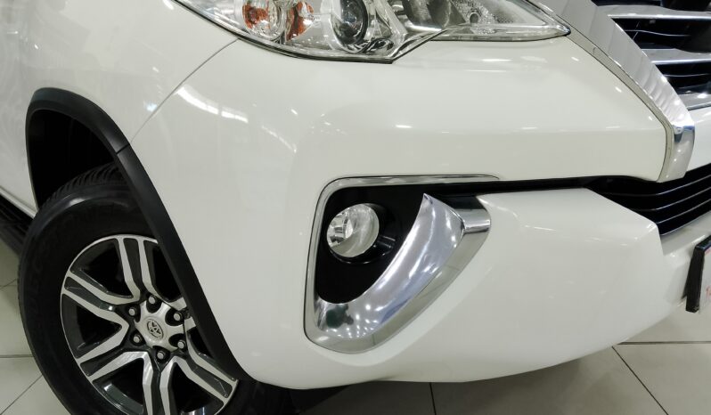 Toyota Fortuner 2.4 GD-6 R/B A/T full