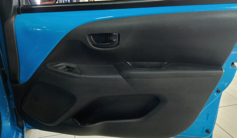 Toyota Aygo 1.0 X-Play full