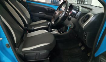 Toyota Aygo 1.0 X-Play full