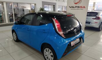 Toyota Aygo 1.0 X-Play full
