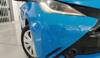 Toyota Aygo 1.0 X-Play full