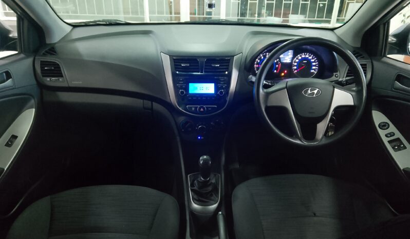 Hyundai Accent 1.6 GL /Motion full