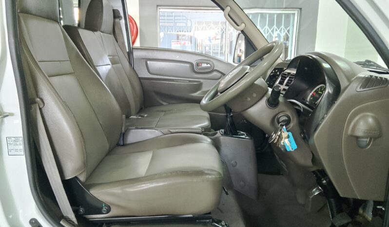 Hyundai H100 2.6 A/C F/C D/S full