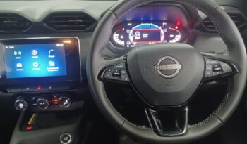 Nissan Magnate 1.0 Turbo Acenta Kuro full