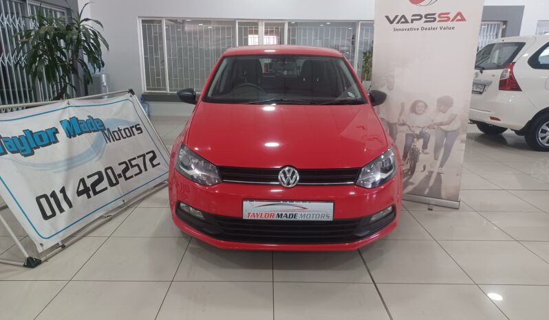 Volkswagen Polo Vivo 1.4 Trendline 5DR full