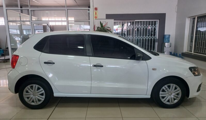 Volkswagen Polo Vivo 1.4 Trendline 5DR full