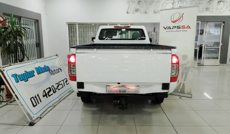 Nissan Navara 2.5 DDTI XE S/C P/U full