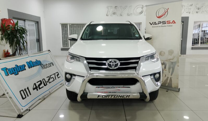 Toyota Fortuner 2.4 GD-6 R/B A/T full