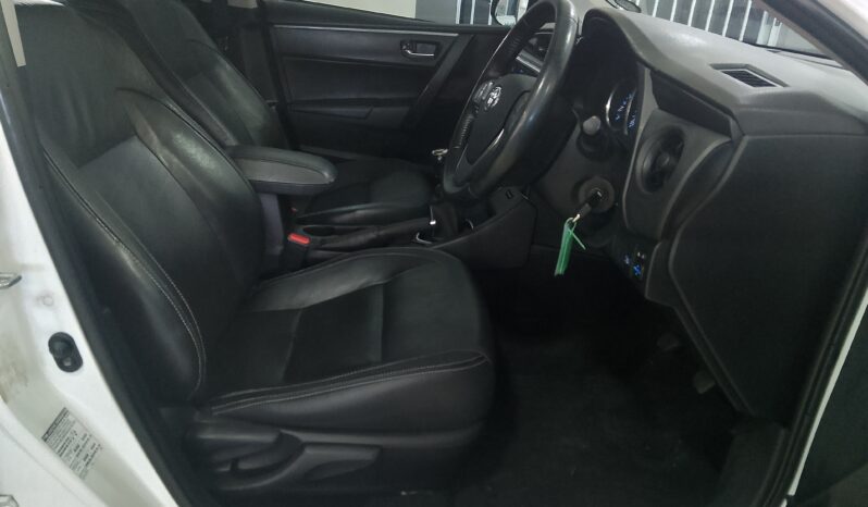 Toyota Corolla 1.4 D4D Prestige full