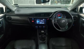 Toyota Corolla 1.4 D4D Prestige full