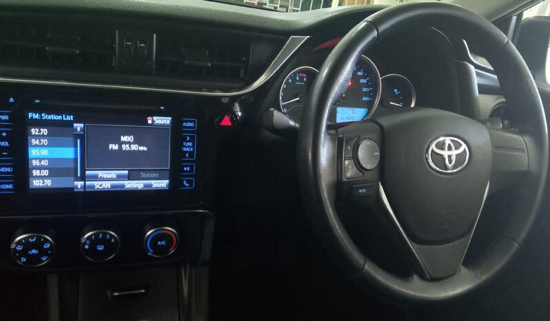 Toyota Corolla 1.4 D4D Prestige full