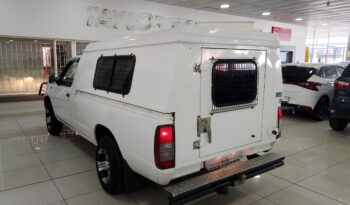 Nissan Np 300 Hardbody 2.0i LWB full