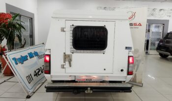 Nissan Np 300 Hardbody 2.0i LWB full