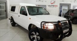 Nissan Np 300 Hardbody 2.0i LWB