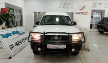 Nissan Np 300 Hardbody 2.0i LWB full
