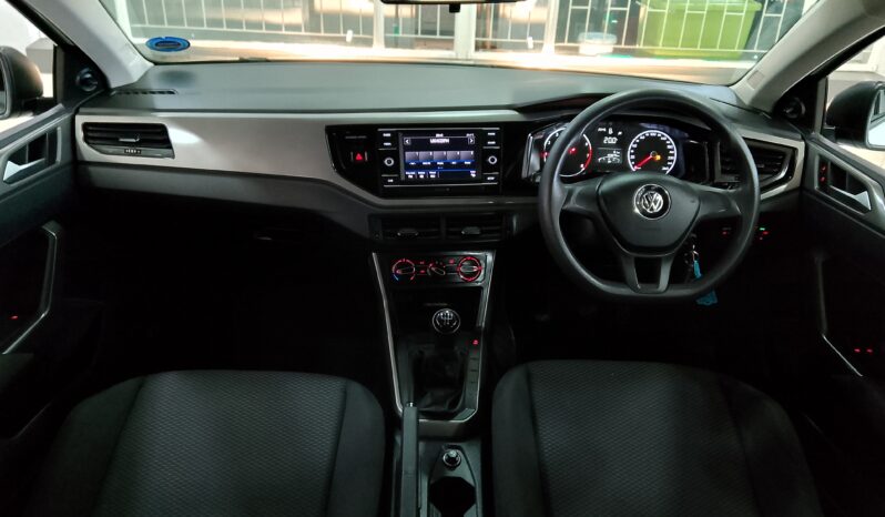 Volkswagen Polo TSI Trendline full