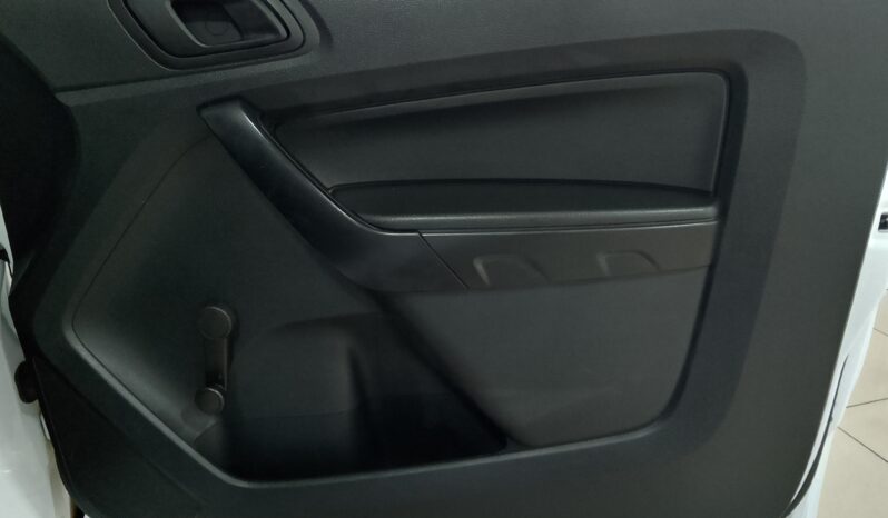 Ford Ranger 2.2TDCI L/R P/U full