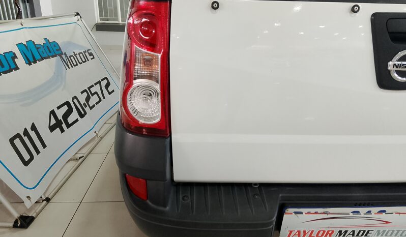 Nissan NP 2001.6 A/C Safety Pack P/U S/C full