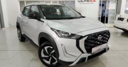 Nissan Magnate 1.0 Visia AMT