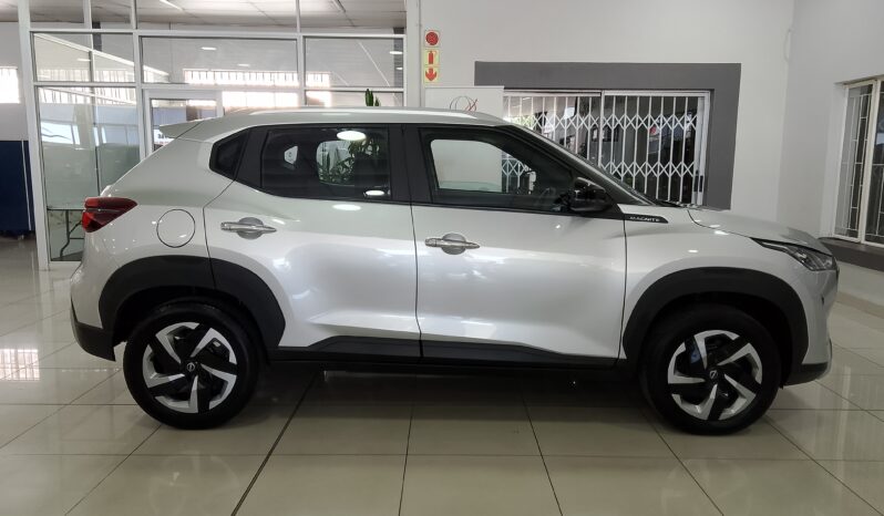 Nissan Magnate 1.0 Visia AMT full