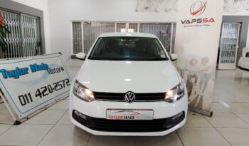 Volkswagen Polo Vivo 1.6 Comfort line full