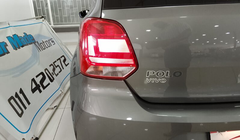 Volswagen Polo Vivo 1.4 Trendline full