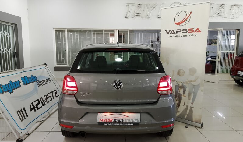 Volswagen Polo Vivo 1.4 Trendline full