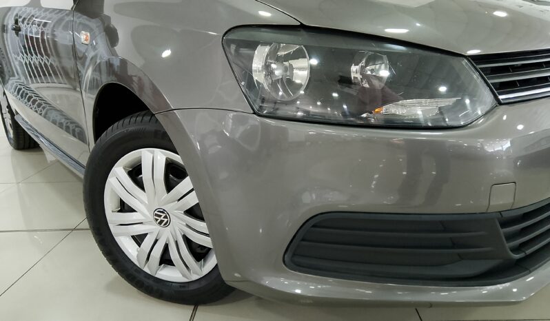 Volswagen Polo Vivo 1.4 Trendline full