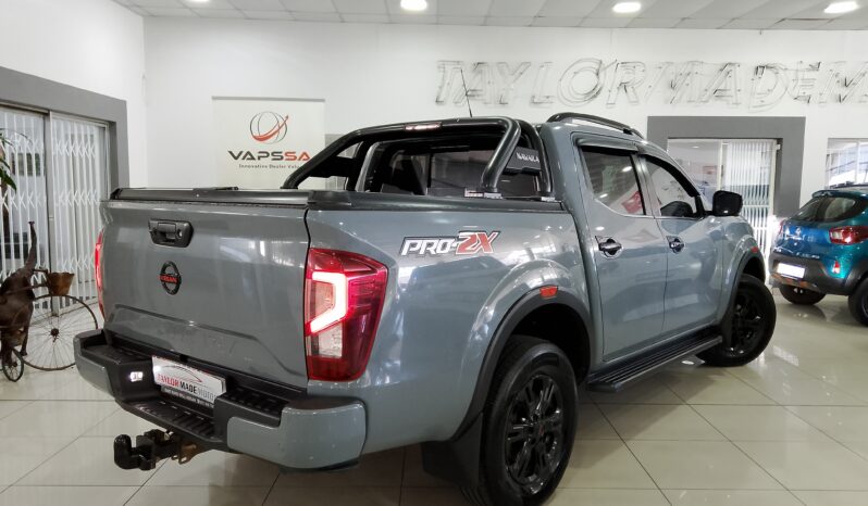Nissan Navara 2.5 DDTI Pro-2X A/T D/C full