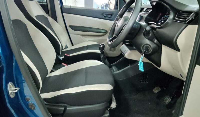 Renault Triber 1.0 Dynamic Zen full