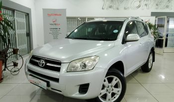 Toyota Rav4 2.0 GX full