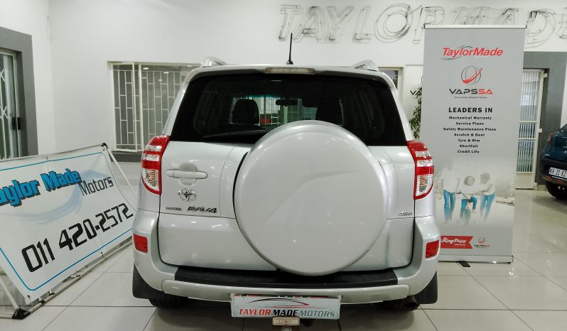 Toyota Rav4 2.0 GX full