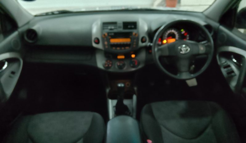 Toyota Rav4 2.0 GX full