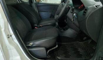 Nissan Np 200 1.6 A/C S/C P/U full