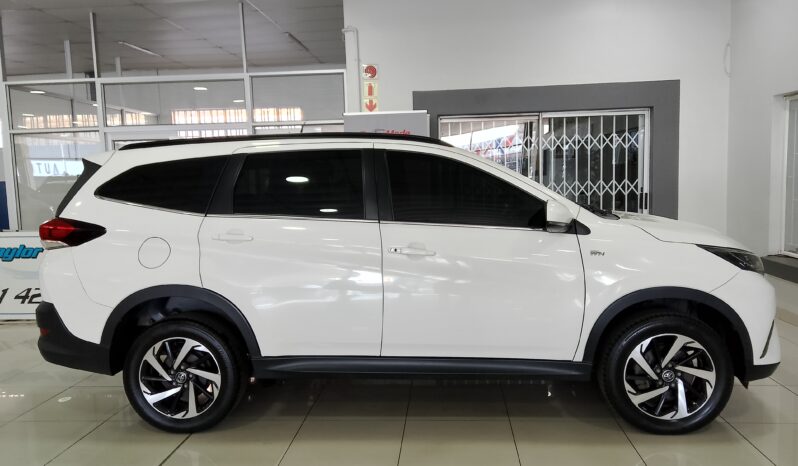 Toyota Rush 1.5 full
