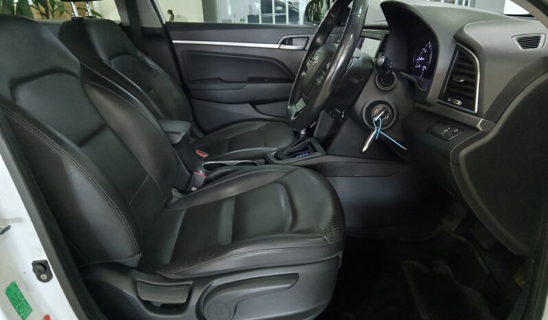 Hyundai Elantra1.6Executive A/T full
