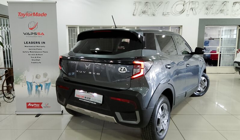 Mahindra XUV 3XO 1.2T MX3 A/T full