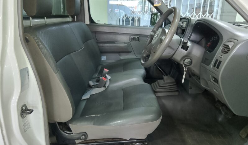 Nissan Hardbody Np300 2.5 TDI LWB P/U S/C full