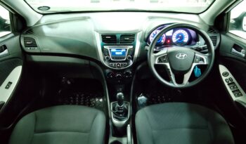 Hyundai Accent 1.6 GLS/Fluid full